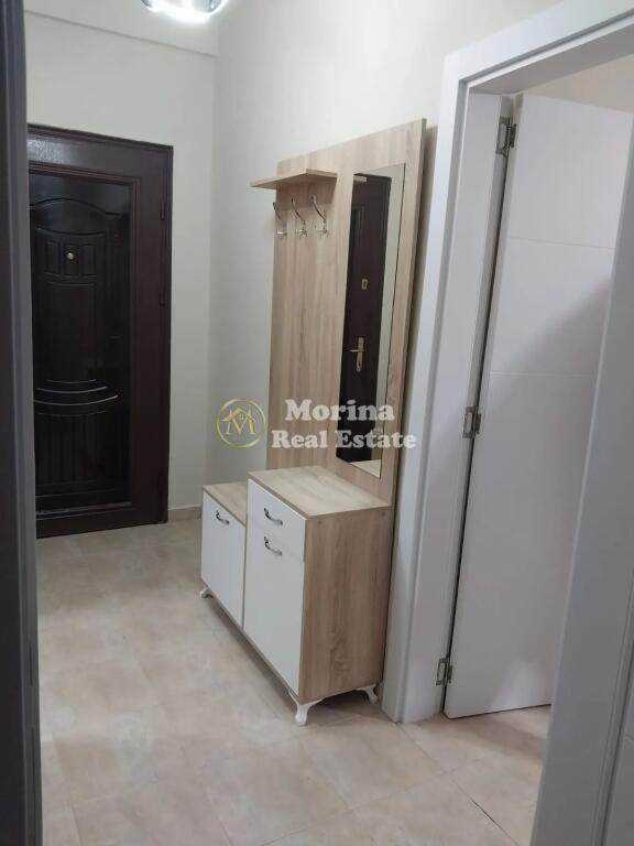 Apartament 1+1, Komuna e Parisit prane Kristal Center, 550 Euro/muaj
