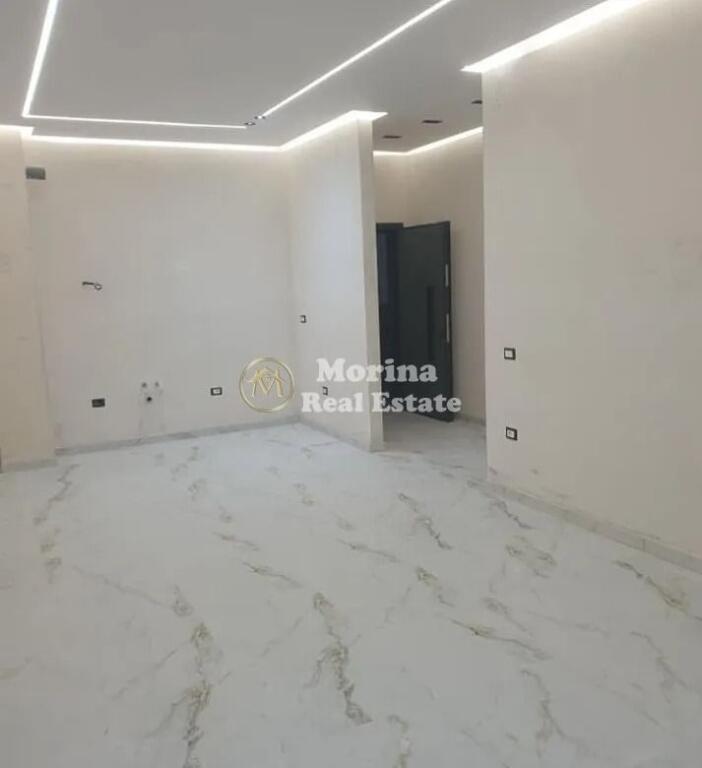 Qera ambjent biznesi.”Astir” 1000 Euro/Muaj