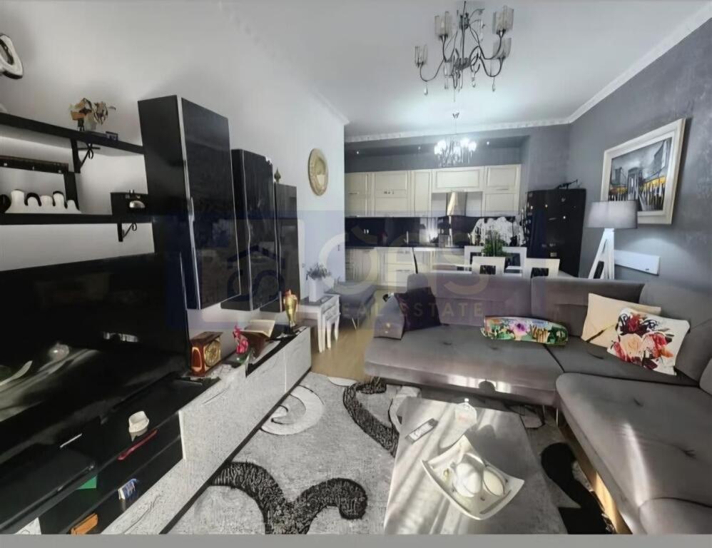 Jepet apartament e qira 2+1+2 ne Fresk