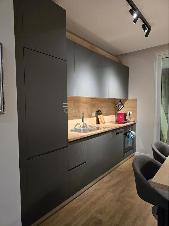 Appartamento 2+1 in Vendita a Gjiri i Lalzit, Durrës San Pietro | Superficie 100.7 m² 295.000 €