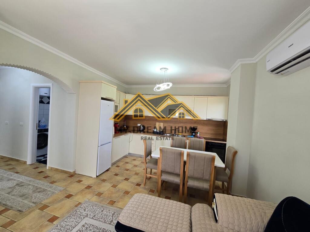 Appartamento 2+1+2T In Vendita sulla Spiaggia, Durrës