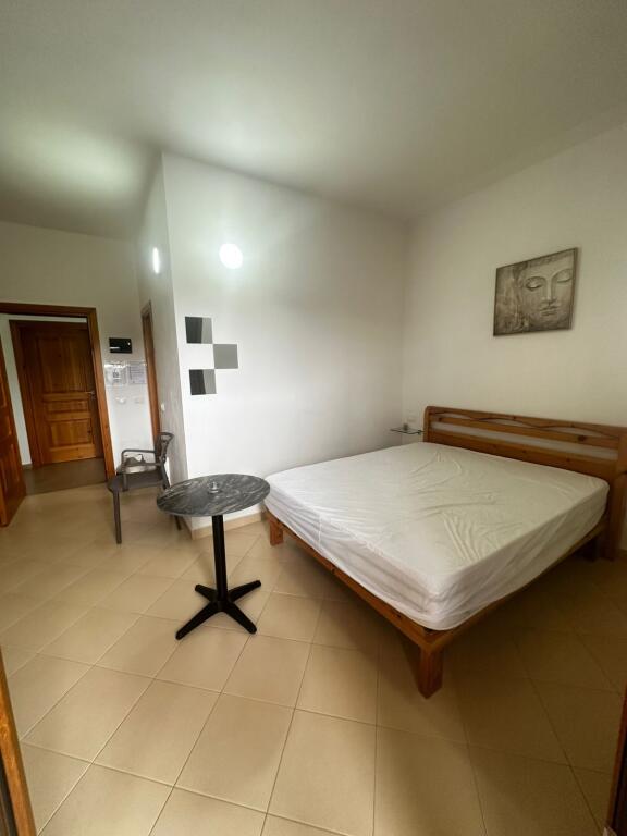 ✨ Në shitje – Vilë 4-katëshe luksoze! ✨ Shkallnure