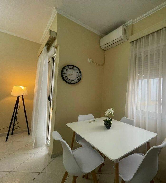 PER QIRA,KODRA E DIELLIT APARTAMENT 1+1 ME VERAND