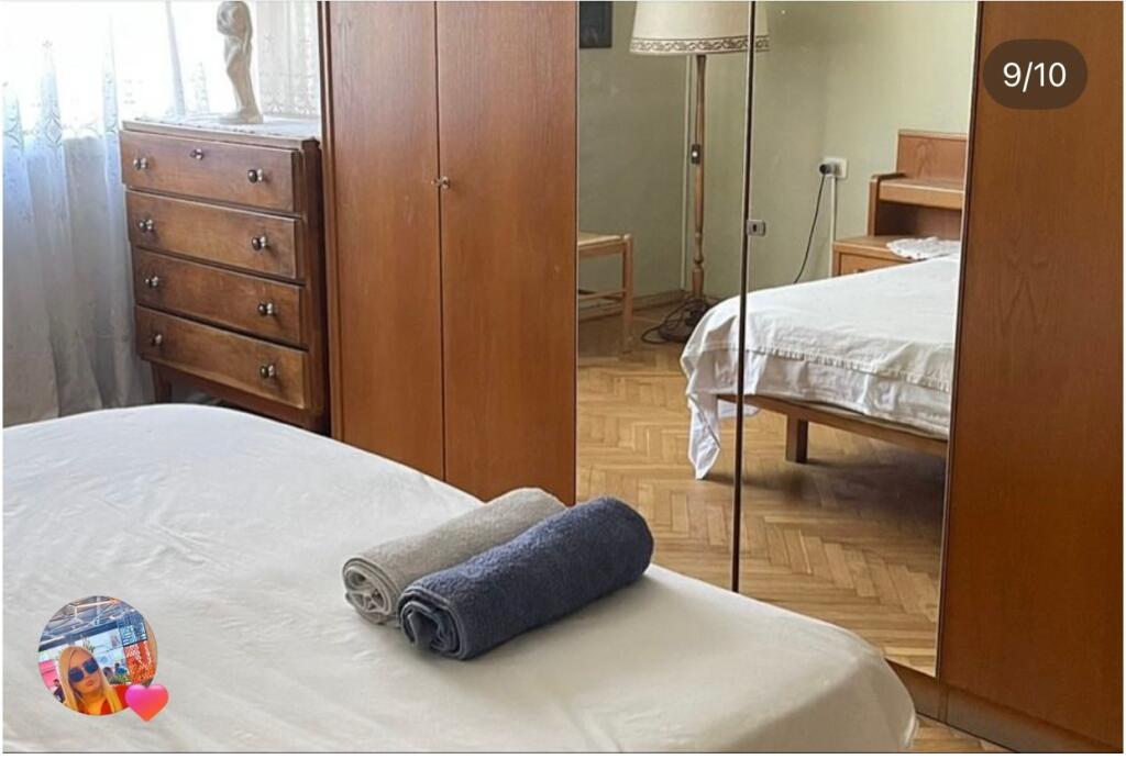 1+1,i mobiluar te posta ne qender,cmimi 600 euro