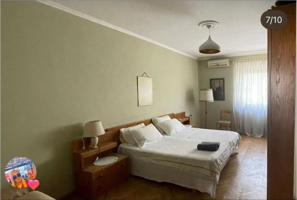 1+1,i mobiluar te posta ne qender,cmimi 600 euro