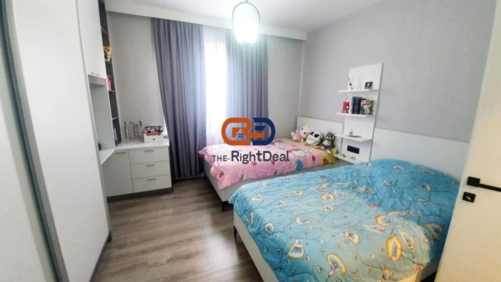 Ne Zonen E Tiranes Re, Shitet Super Apartament 2+1+2, Totalisht I Investuar!!