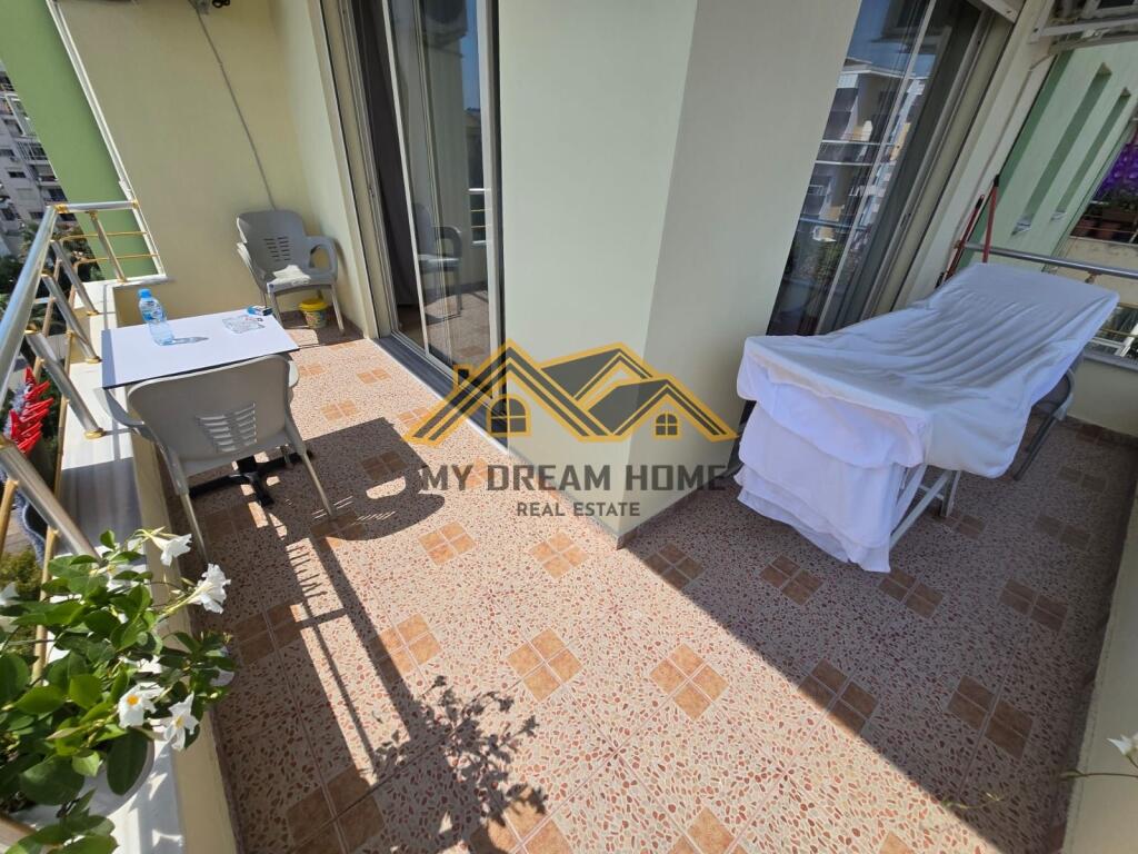 Appartamento 2+1+2T In Vendita sulla Spiaggia, Durrës