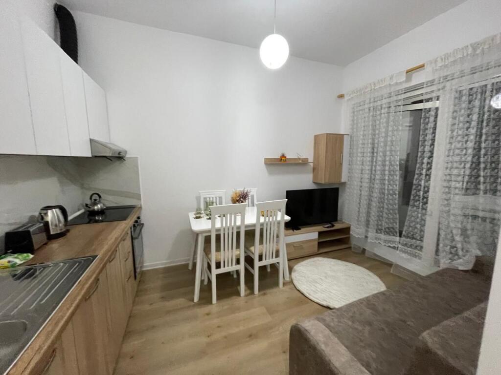 Apartament 1+1, Mangalem(Ali Dem)!