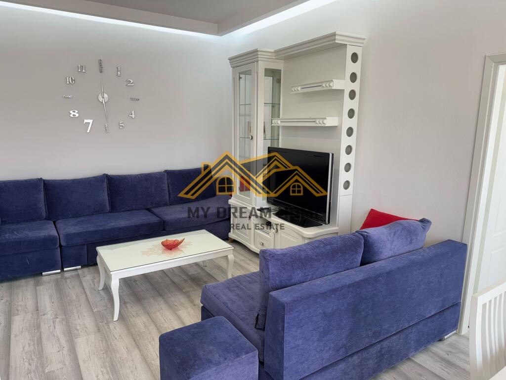 Shitet Apartament 1+1 në Plazh Iliria, Durrës!