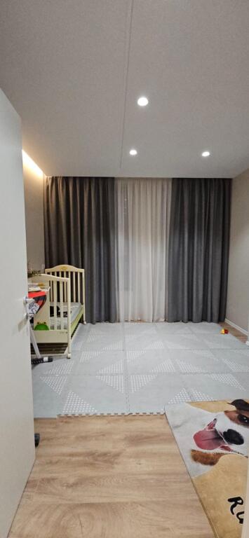 Jepet me Qira – Apartament 2+1 | Rruga Jordan Misja, Bulevardi i Ri