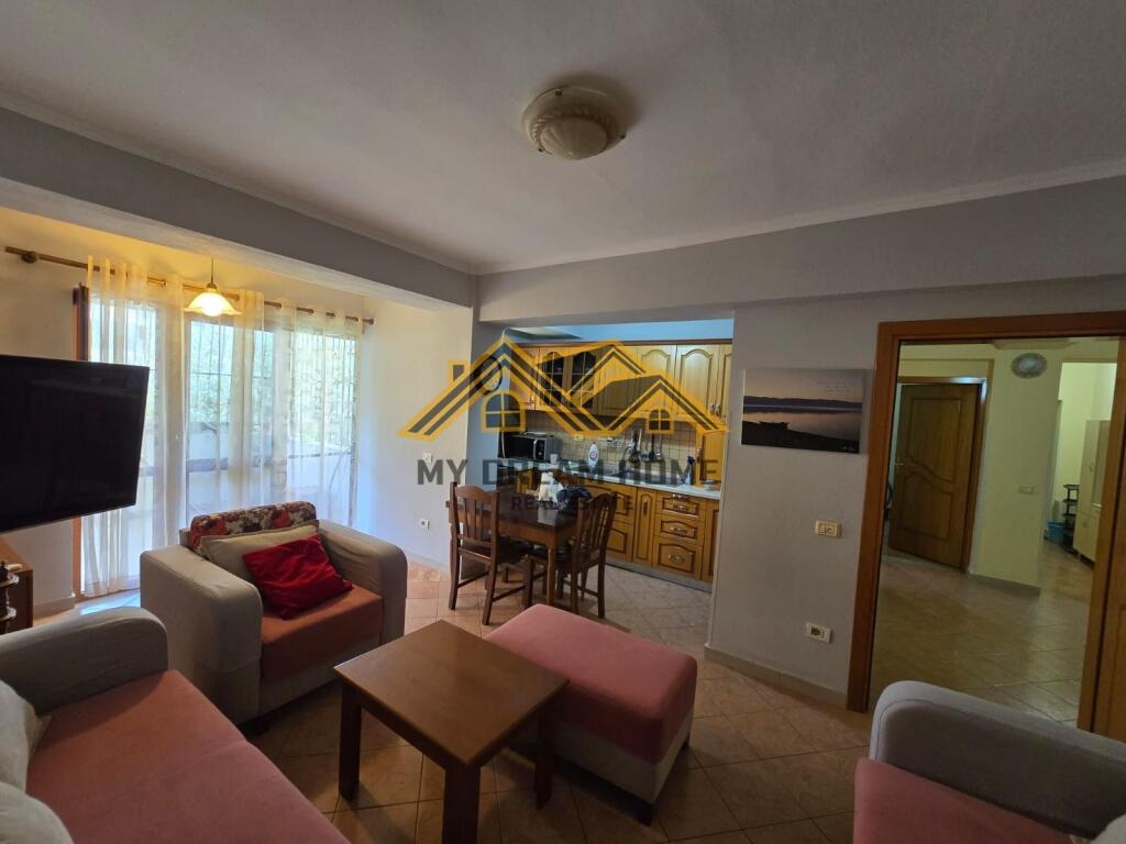 JEPET ME QIRA APARTAMENT 2+1 TEK MARKATA DURRES!
