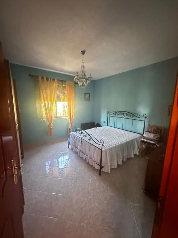 SHITET VILE 2 KATESHE SPITALLE DURRES