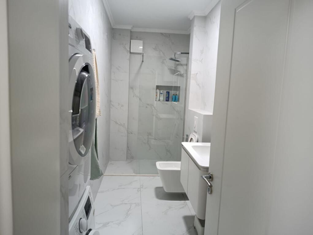 Apartament 1+1, prane Square 21!