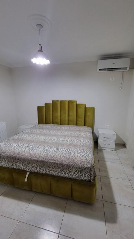 Jepet me Qira – Apartament 2+1 | Rruga Jani Kukuzeli, pranë Institutit të Higjenës*