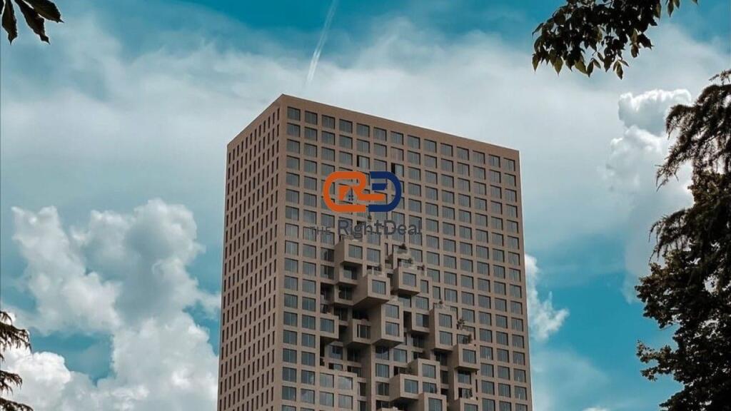 Tek Downtown One, Shitet Apartament Unik 2+1+2, Me Pamje Spektakolare!!