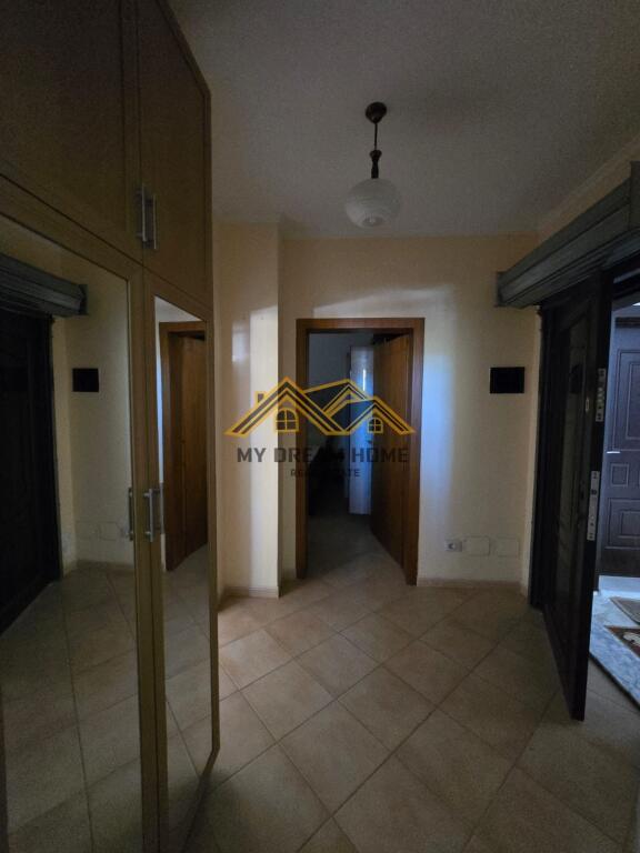 APPARTAMENTO 2+1 IN VENDITA VICINO ALLA POLIZIA DI DURRES!