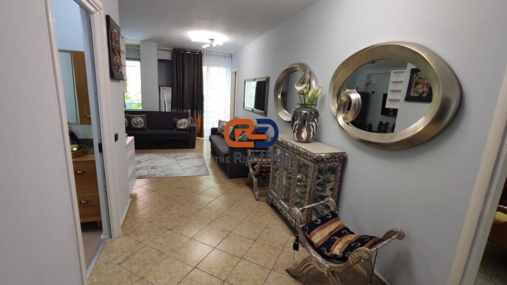 Tek Rruga Hoxha Tahsim, Jepet Me Qira Apartament 2+1 I Mobiluar !!!