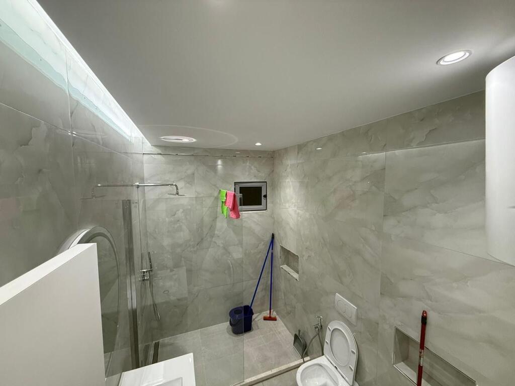 JEPET ME QIRA 1+1 ASTIR Bar Artisti 550€