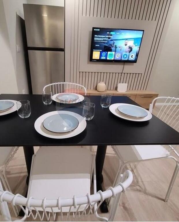 Aprtament 1+1 me qira tek Posta qendrore