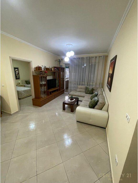 Apartament 1+1 Me Qira në Kopshtin Botanik Zoologjik, Tiranë! 550 € /Muaj