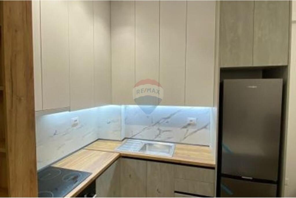 IN VENDITA, APPARTAMENTO 1+1, FRESKU, TIRANA