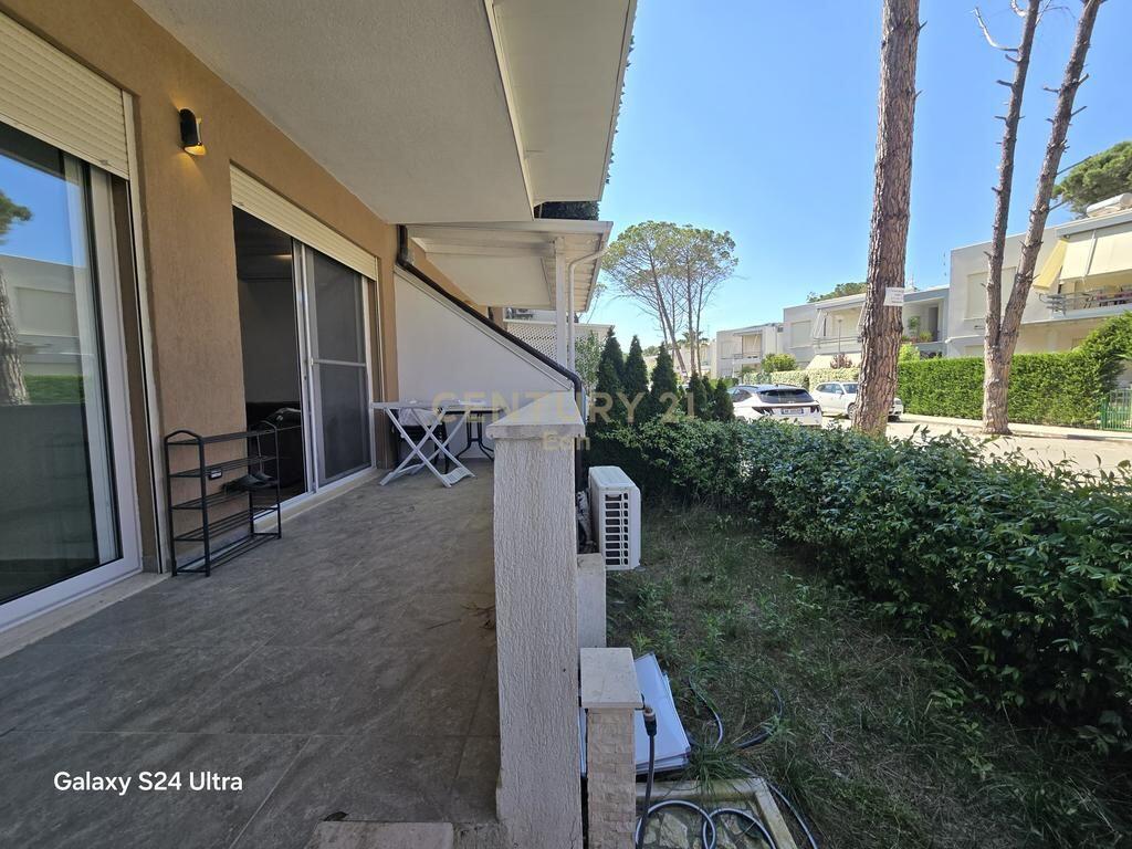 Vendesi in vendita 1+1 con cortile nella Baia di Lalzi! 160.000 €