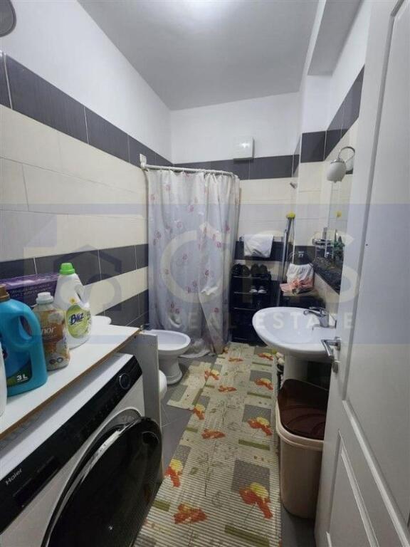 Jepet apartament e qira 2+1+2 ne Fresk