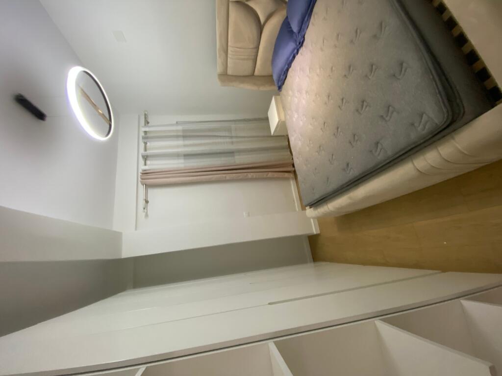 2+1,i mobiluar per here te pare,rruga peti liqeni i thate,800 euro