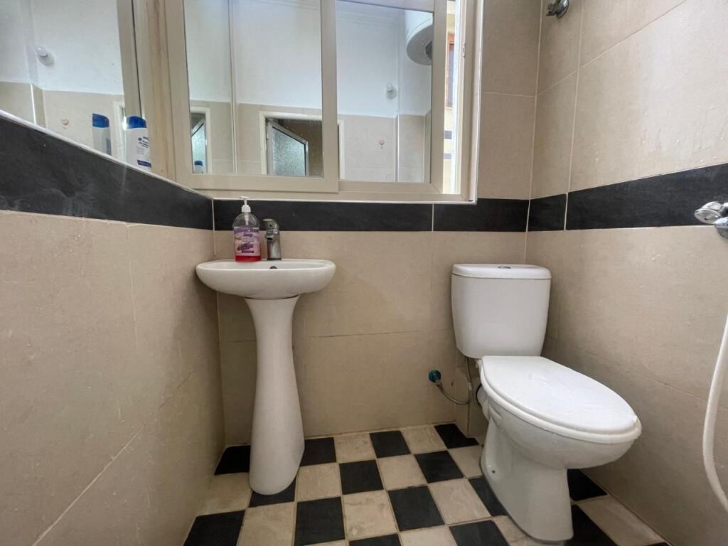 Jepet garsionere me qera,5 maji