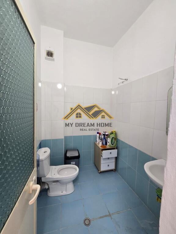 UNITÀ COMMERCIALE IN VENDITA IN STRADA PRINCIPALE VICINO A KAZAZI!