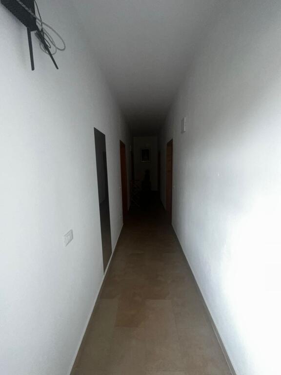 ✨ Në shitje – Vilë 4-katëshe luksoze! ✨ Shkallnure