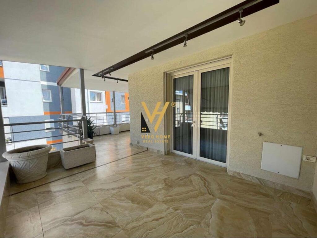 IN VENDITA PENTHOUSE 4+1+2 AL LAGO ASCIUTTO 432.600 EURO