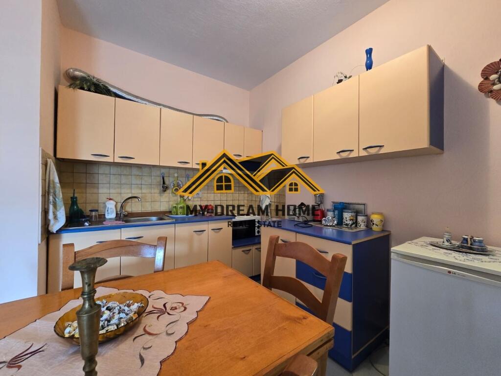 VENDESI SUPER APPARTAMENTO 1+1 CON VISTA MARE IN SPIAGGIA ILIRIA !!