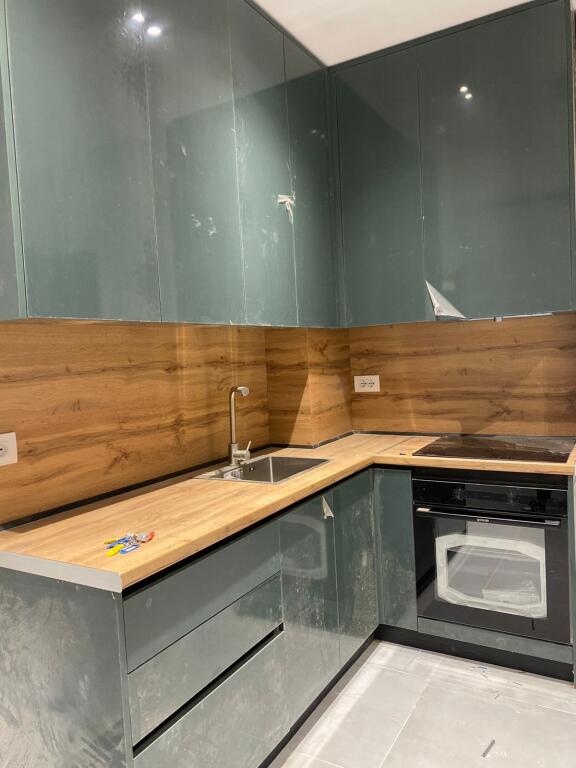 qera, Garsoniere, Rruga 5 Maji, 270 Euro/muaj