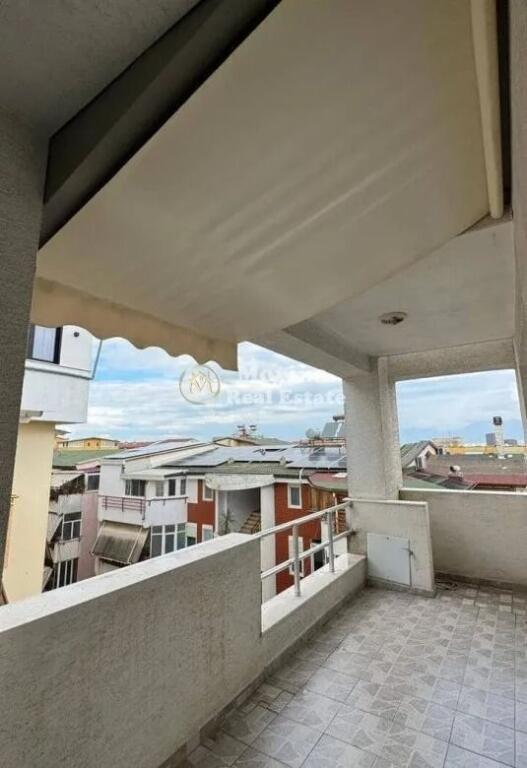 Qera, Apartament 2+1, Kodra e Diellit ,700 euro/muaj