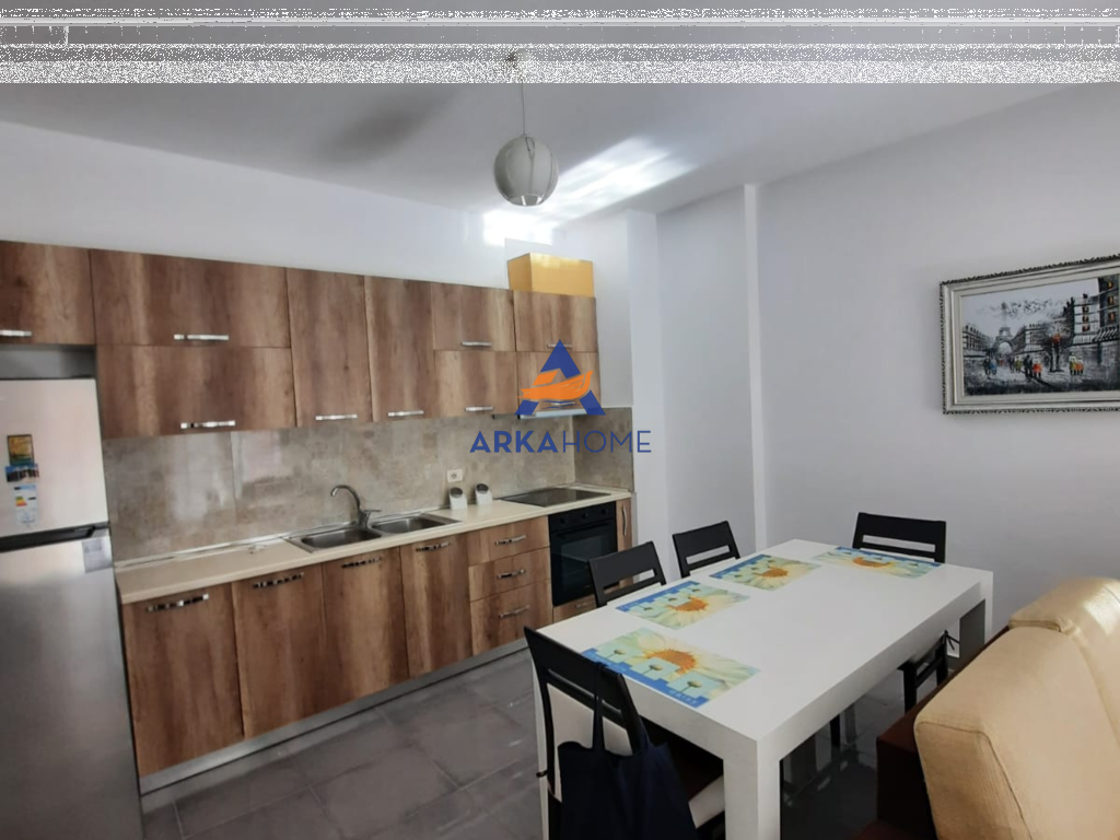 JEPET ME QERA APARTAMENT 1+1+ BALLKON "OXHAKU , KOMPLEKSI RINIA " 50.000 LEKE