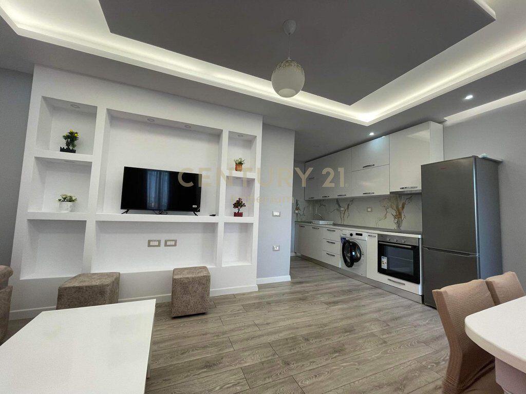 Shtepi Private për Qira në Golem 600 € /Muaj