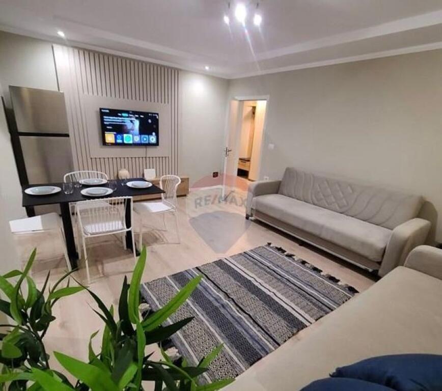 Aprtament 1+1 me qira tek Posta qendrore