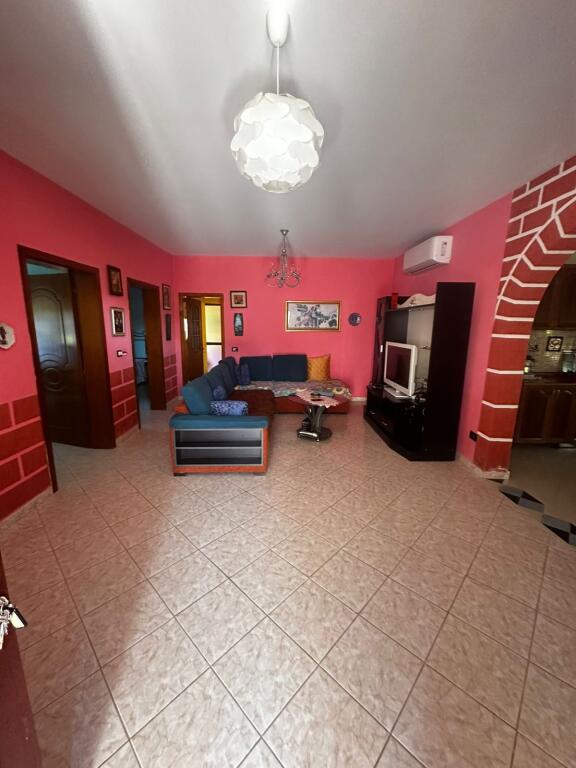 SHITET VILE 2 KATESHE SPITALLE DURRES