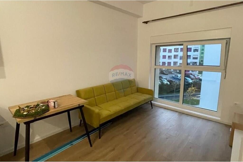 Apartament 1+1 me Qira Tek Kompleksi Mangalem