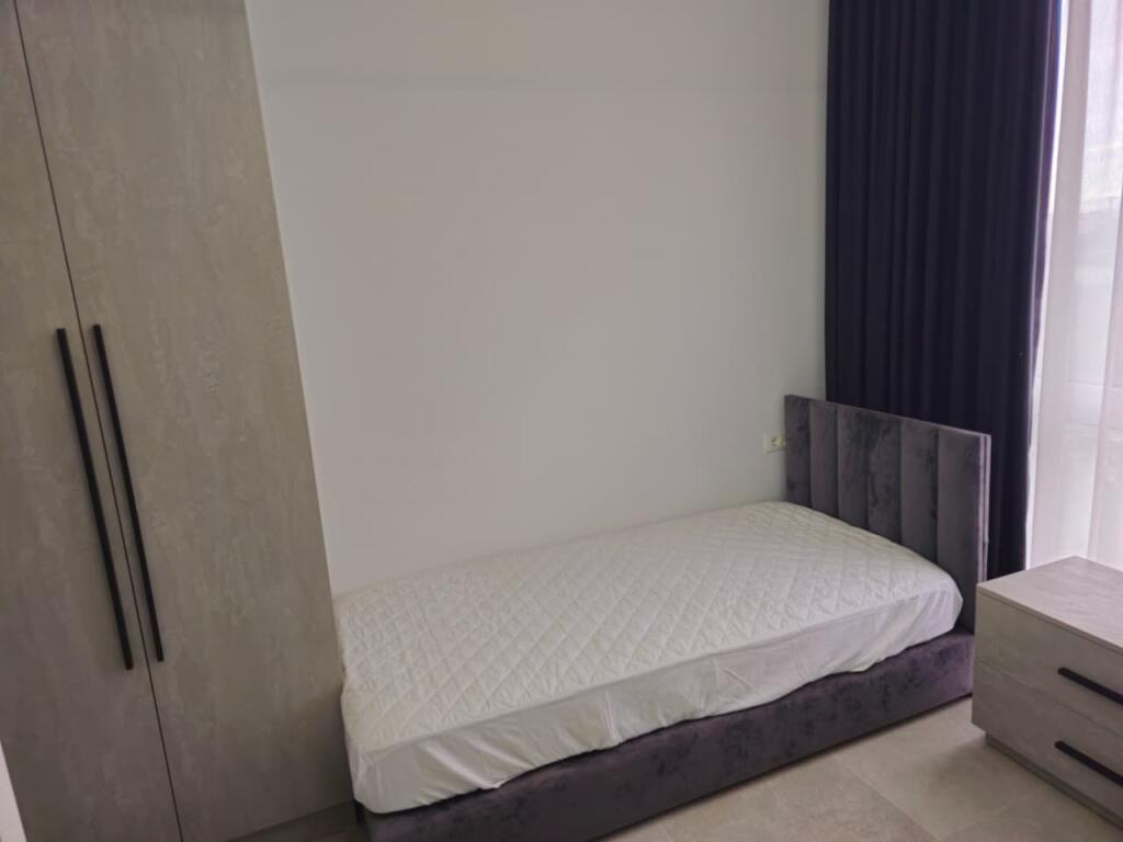 APARTAMENT 2+1 PER QERA TEK LIQENI I THATE
