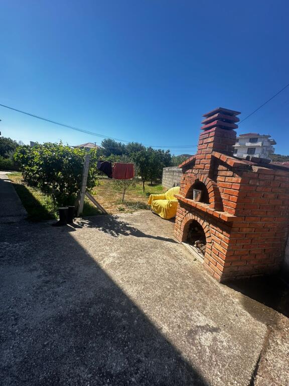 SHITET VILE 2 KATESHE SPITALLE DURRES