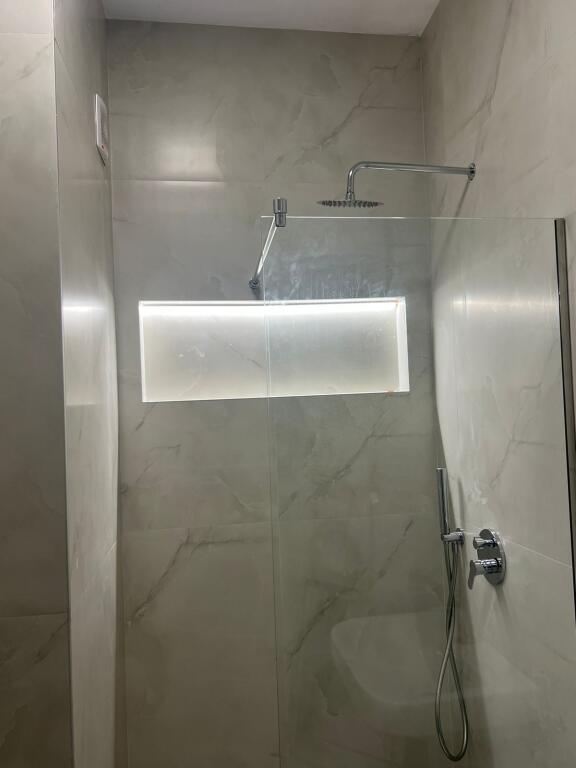 Appartamento in affitto 1+1 nella Residenza Kadiu vicino a Mangalem 21 Ali Demi