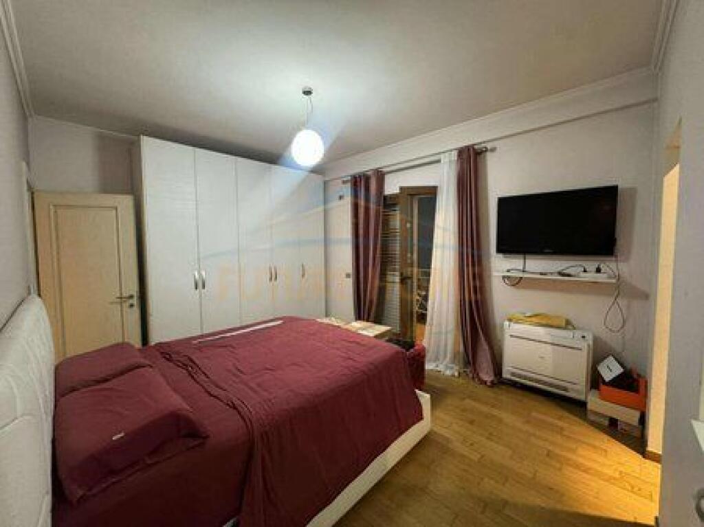 In vendita, Appartamento 2+1+2+2 Posti Auto, Myslym Shyri, Tirana