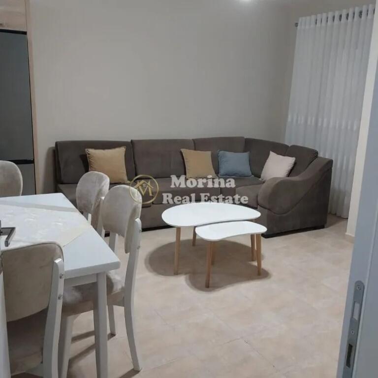 Apartament 1+1, Komuna e Parisit prane Kristal Center, 550 Euro/muaj