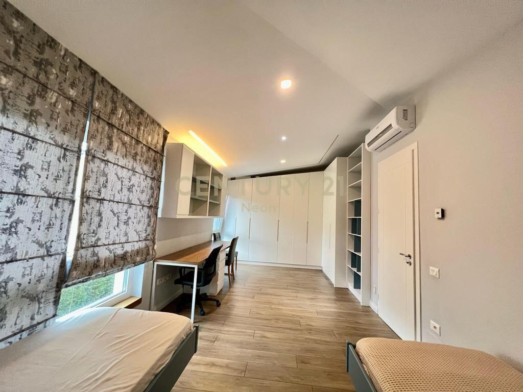 SHESIM, VILË PREMIUM me OBORR, LIQENI THATË‼️ 1,150,000 €