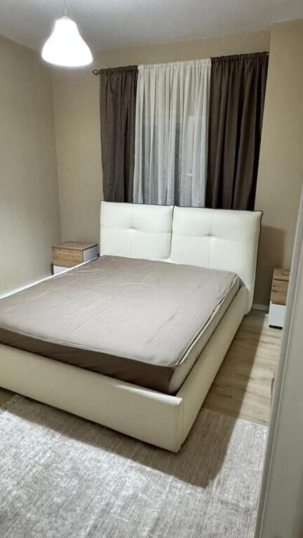 Jepet me Qira – Apartament 2+1 | Pranë Spitalit Amerikan 3