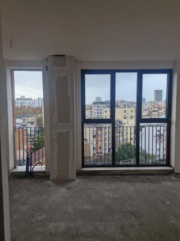 Shitet apartament 2+1 te siri kodra ne fazë përfundimtare