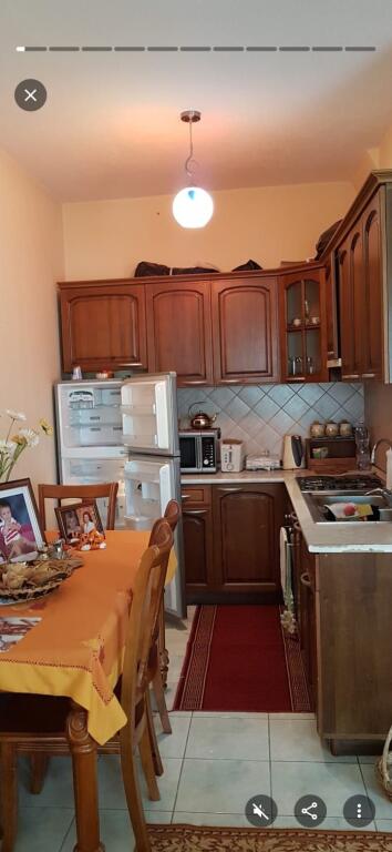 Shtepi  me qera,  Pallat i Ri  1+1,  💶 Elar4 13679   -   €  450  