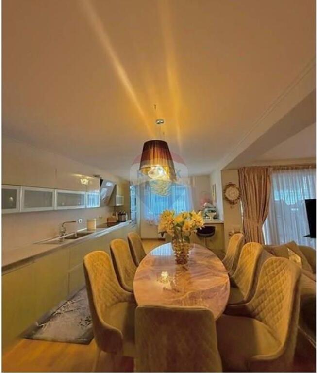 🏡Shitet Apartament 3+1+2 | 📍Bulevardi Zogu I